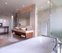 Villa Kailasha, Master Bathroom